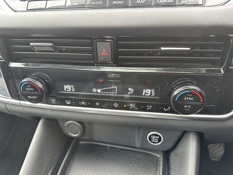 Nissan 1.3 DIG-T MHEV N-Connecta SUV 5dr Petrol Hybrid Manual Euro 6 (s/s) (140 ps)