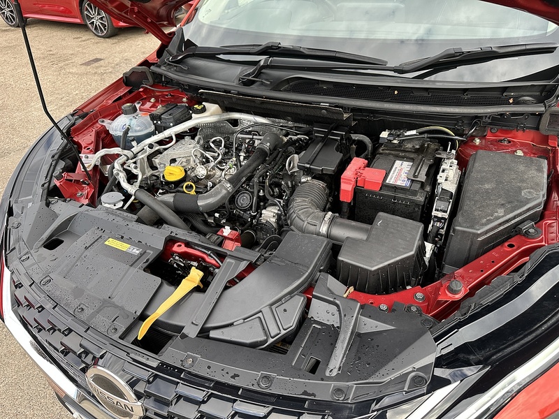 Nissan 1.3 DIG-T MHEV N-Connecta SUV 5dr Petrol Hybrid Manual Euro 6 (s/s) (140 ps)