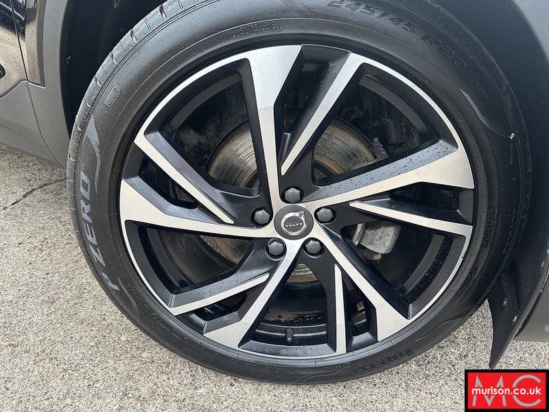 Volvo 2.0 B4 MHEV R-Design Pro SUV 5dr Petrol Hybrid Auto Euro 6 (s/s) (197 ps)