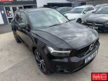 Volvo XC40 B4 MHEV R-Design Pro 