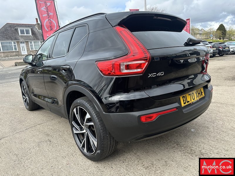 Volvo 2.0 B4 MHEV R-Design Pro SUV 5dr Petrol Hybrid Auto Euro 6 (s/s) (197 ps)