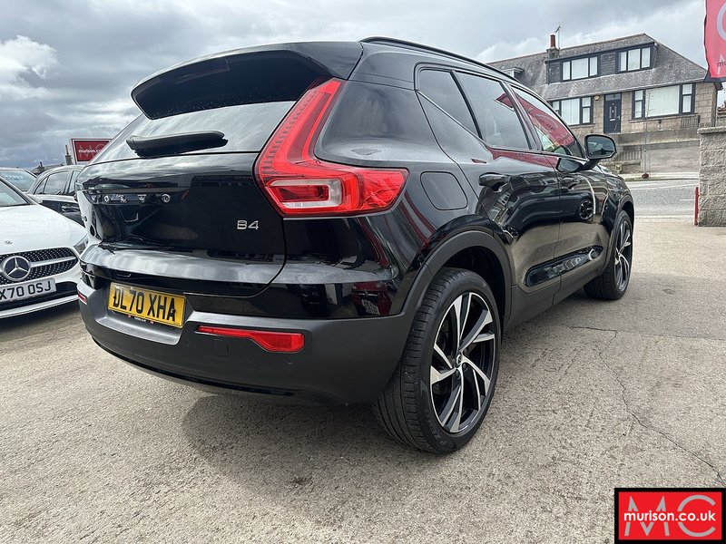 Volvo 2.0 B4 MHEV R-Design Pro SUV 5dr Petrol Hybrid Auto Euro 6 (s/s) (197 ps)