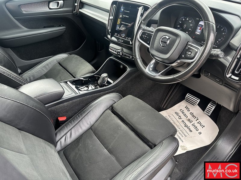 Volvo 2.0 B4 MHEV R-Design Pro SUV 5dr Petrol Hybrid Auto Euro 6 (s/s) (197 ps)