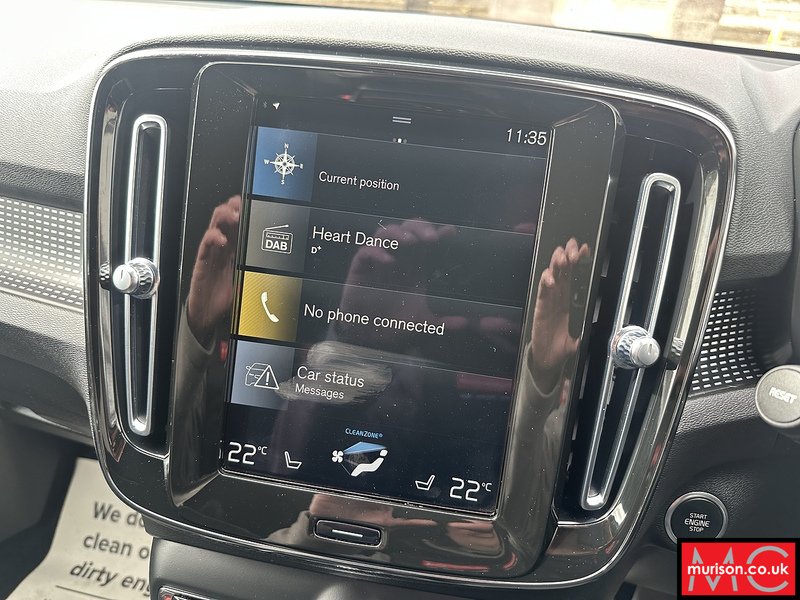 Volvo 2.0 B4 MHEV R-Design Pro SUV 5dr Petrol Hybrid Auto Euro 6 (s/s) (197 ps)