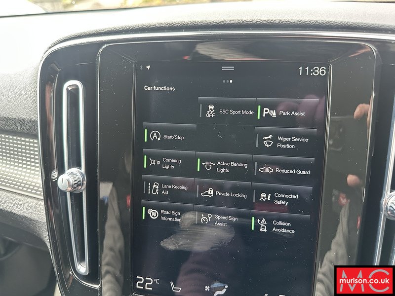 Volvo 2.0 B4 MHEV R-Design Pro SUV 5dr Petrol Hybrid Auto Euro 6 (s/s) (197 ps)