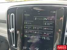 Volvo XC40 B4 MHEV R-Design Pro 