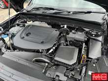 Volvo XC40 B4 MHEV R-Design Pro 