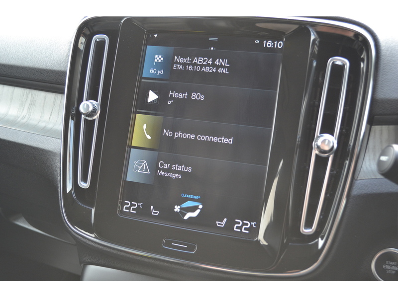 Volvo 2.0 B4 MHEV Inscription Pro SUV 5dr Petrol Hybrid Auto Euro 6 (s/s) (197 ps)