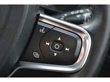 Volvo XC40 B4 MHEV Inscription Pro 