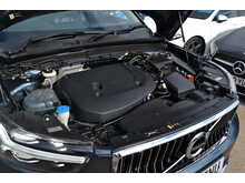 Volvo XC40 B4 MHEV Inscription Pro 