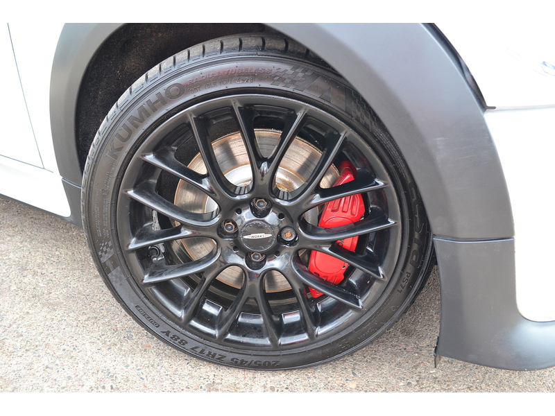 MINI 1.6 John Cooper Works Hatchback 3dr Petrol Manual Euro 5 (s/s) (211 ps)