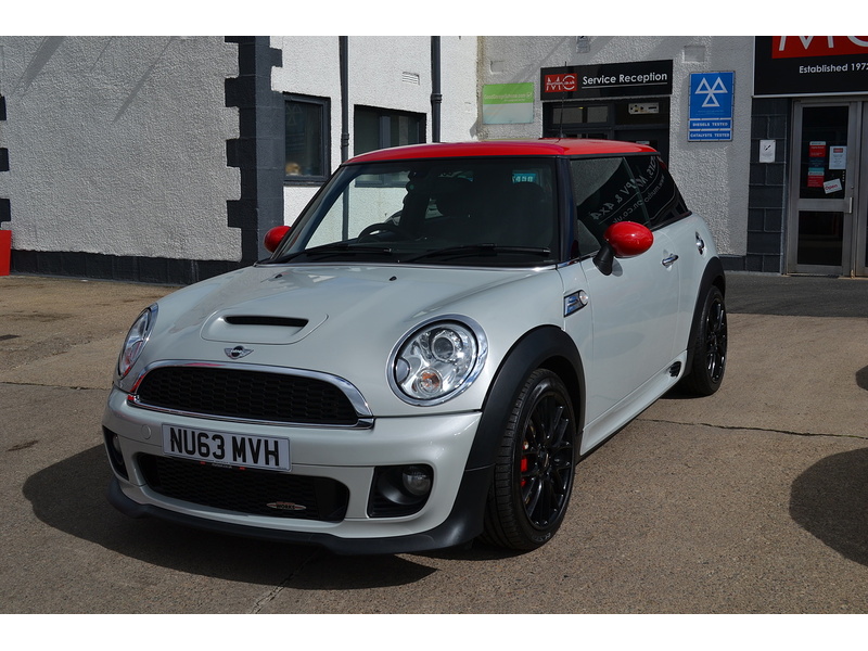 MINI 1.6 John Cooper Works Hatchback 3dr Petrol Manual Euro 5 (s/s) (211 ps)