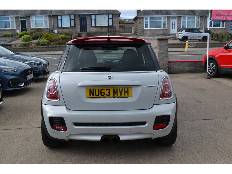 MINI 1.6 John Cooper Works Hatchback 3dr Petrol Manual Euro 5 (s/s) (211 ps)