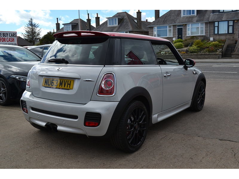 MINI 1.6 John Cooper Works Hatchback 3dr Petrol Manual Euro 5 (s/s) (211 ps)