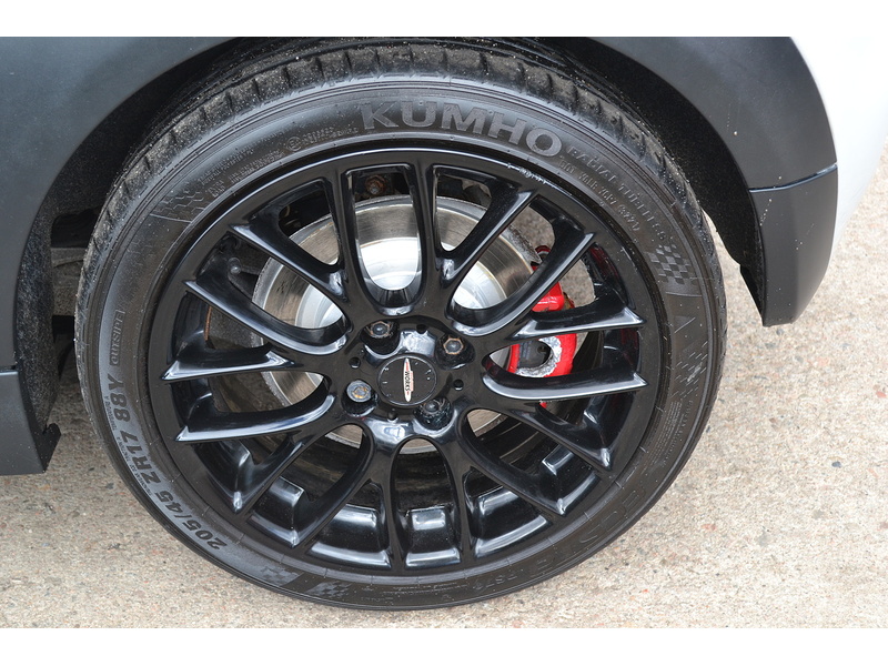MINI 1.6 John Cooper Works Hatchback 3dr Petrol Manual Euro 5 (s/s) (211 ps)