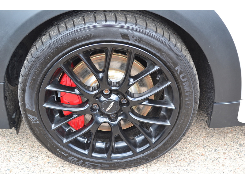 MINI 1.6 John Cooper Works Hatchback 3dr Petrol Manual Euro 5 (s/s) (211 ps)