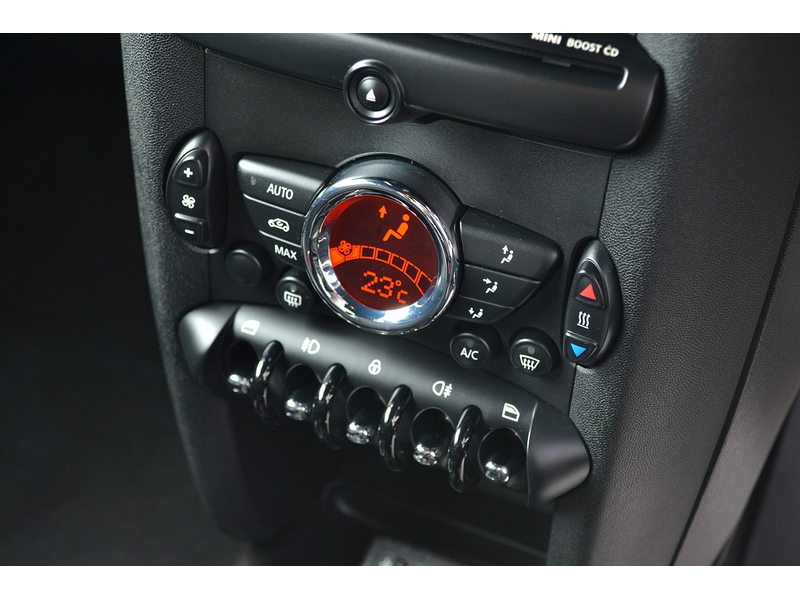 MINI 1.6 John Cooper Works Hatchback 3dr Petrol Manual Euro 5 (s/s) (211 ps)