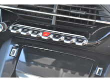 Peugeot 2008 PureTech Allure 