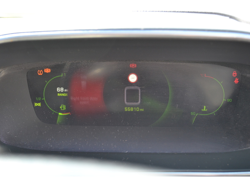 Peugeot 1.2 PureTech Allure SUV 5dr Petrol Manual Euro 6 (s/s) (130 ps)