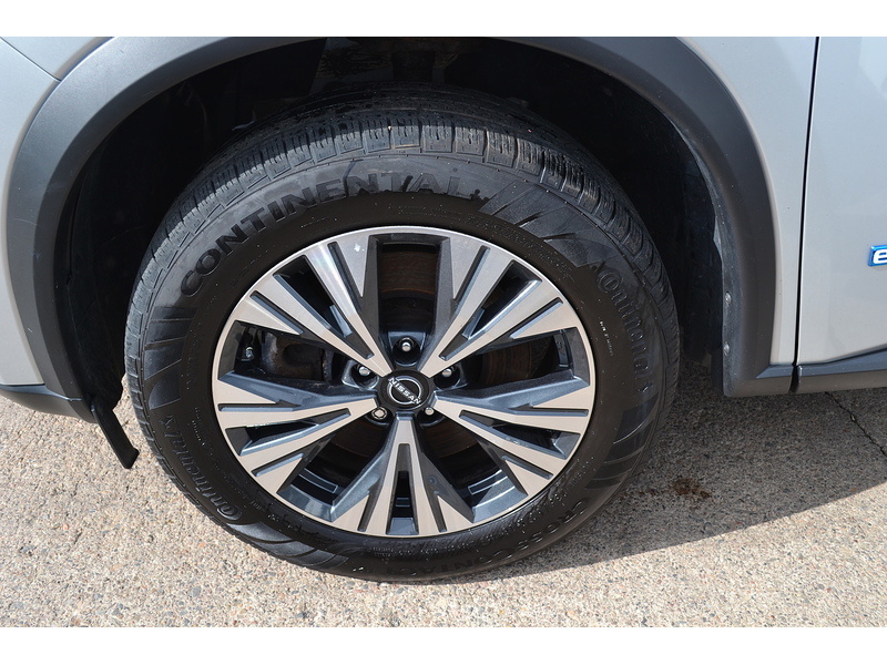 Nissan 1.5 h e-POWER Acenta Premium SUV 5dr Petrol Hybrid Auto e-4ORCE Euro 6 (s/s) (213 ps)