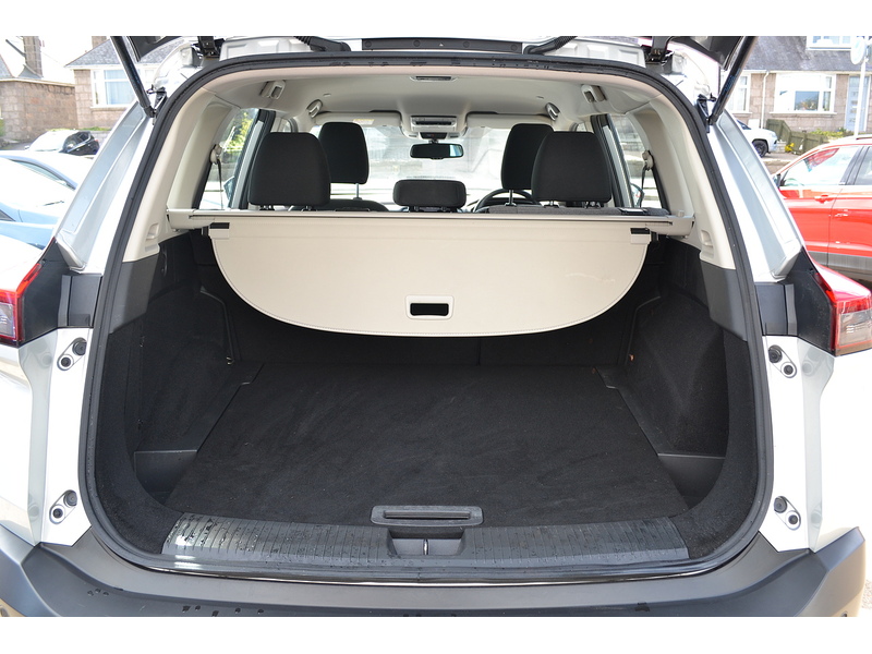 Nissan 1.5 h e-POWER Acenta Premium SUV 5dr Petrol Hybrid Auto e-4ORCE Euro 6 (s/s) (213 ps)