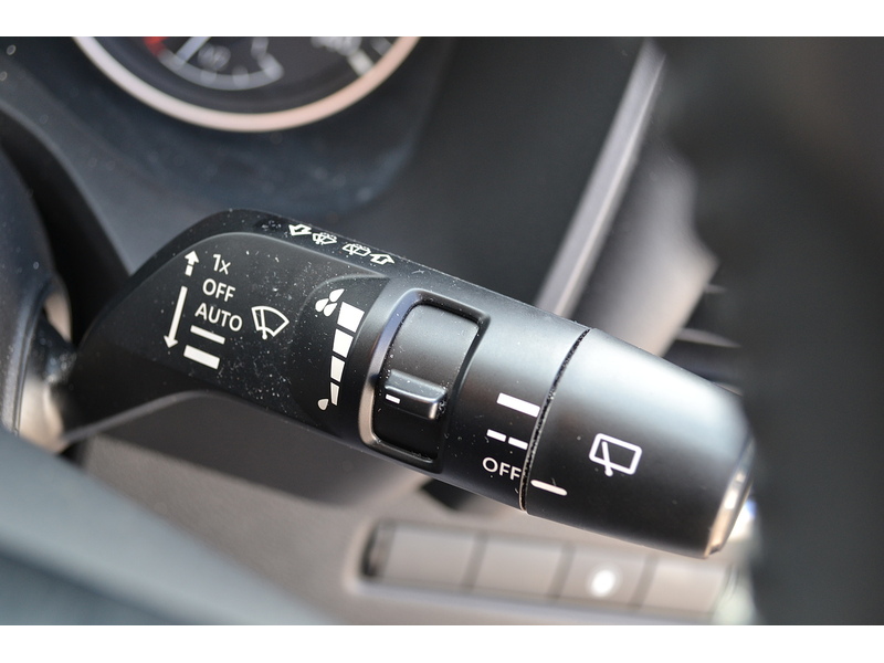 Nissan 1.5 h e-POWER Acenta Premium SUV 5dr Petrol Hybrid Auto e-4ORCE Euro 6 (s/s) (213 ps)