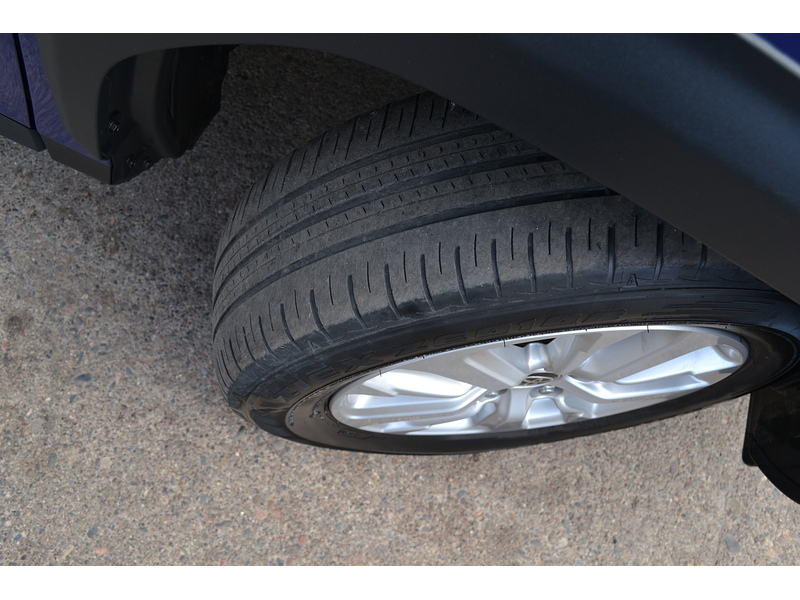 Toyota 1.5 VVT-h Icon SUV 5dr Petrol Hybrid E-CVT Euro 6 (s/s) (116 ps)