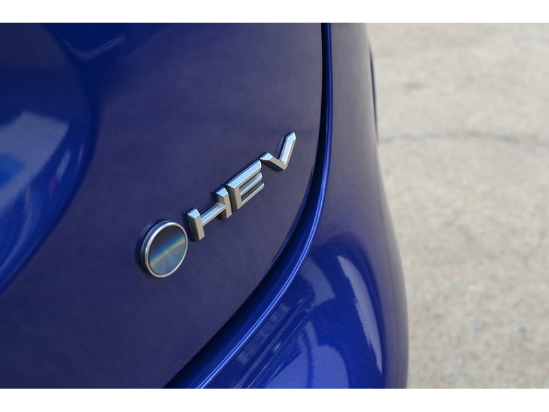 Toyota 1.5 VVT-h Icon SUV 5dr Petrol Hybrid E-CVT Euro 6 (s/s) (116 ps)