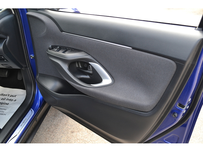 Toyota 1.5 VVT-h Icon SUV 5dr Petrol Hybrid E-CVT Euro 6 (s/s) (116 ps)