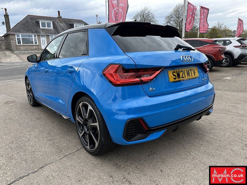 Audi 1.0 TFSI 30 Black Edition Sportback 5dr Petrol S Tronic Euro 6 (s/s) (110 ps)