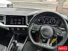 Audi A1 TFSI Black Edition 
