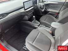 Ford Focus T EcoBoost MHEV Titanium 