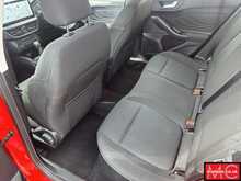 Ford Focus T EcoBoost MHEV Titanium 