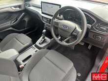Ford Focus T EcoBoost MHEV Titanium 