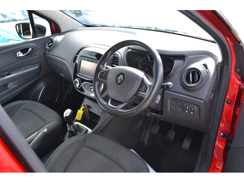 Renault 0.9 TCe ENERGY Iconic SUV 5dr Petrol Manual Euro 6 (s/s) (90 ps)