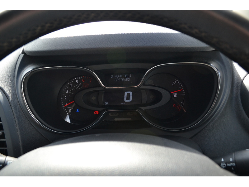 Renault 0.9 TCe ENERGY Iconic SUV 5dr Petrol Manual Euro 6 (s/s) (90 ps)