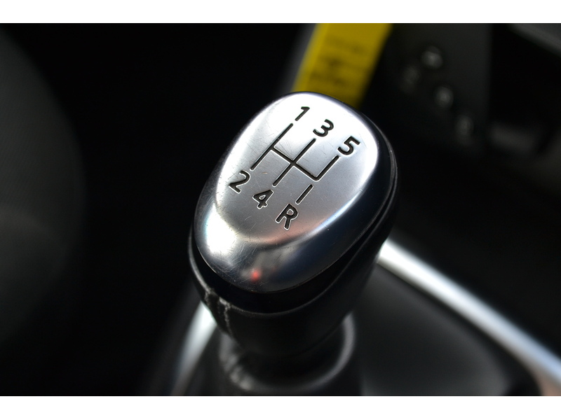 Renault 0.9 TCe ENERGY Iconic SUV 5dr Petrol Manual Euro 6 (s/s) (90 ps)