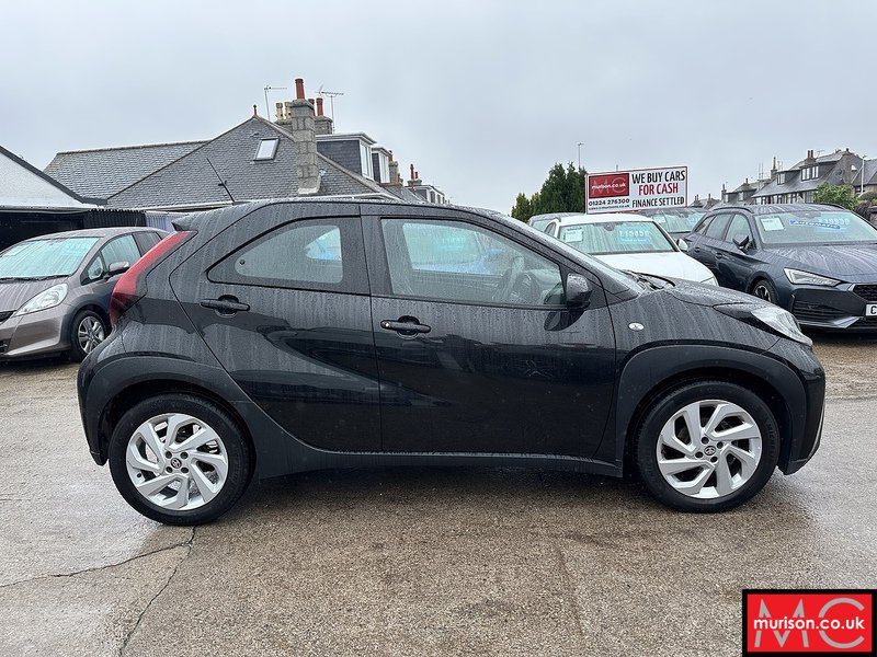 Toyota 1.0 VVT-i Pure Hatchback 5dr Petrol x-shift Euro 6 (s/s) (72 ps)