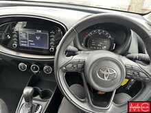 Toyota Aygo X VVT-i Pure 