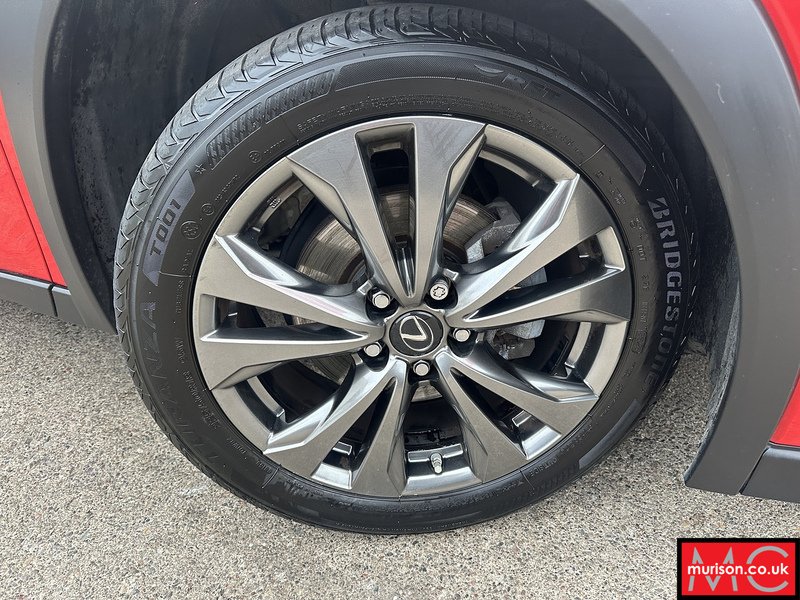 Lexus 2.0 250h F Sport Design SUV 5dr Petrol Hybrid E-CVT Euro 6 (s/s) (184 ps)