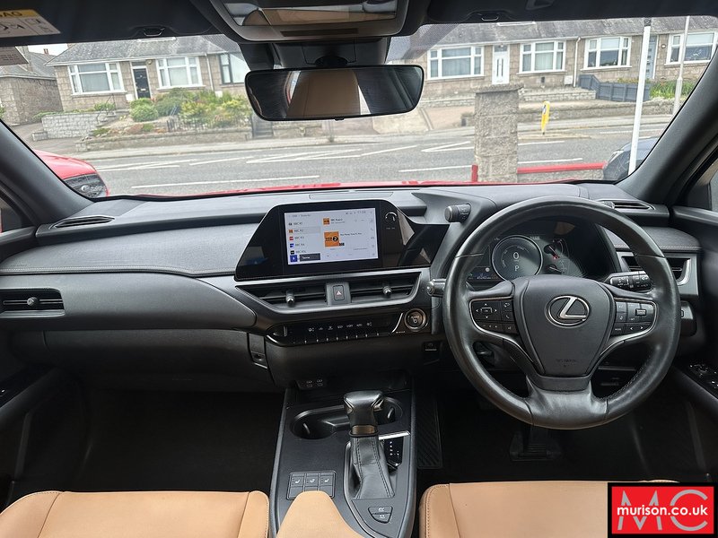 Lexus 2.0 250h F Sport Design SUV 5dr Petrol Hybrid E-CVT Euro 6 (s/s) (184 ps)