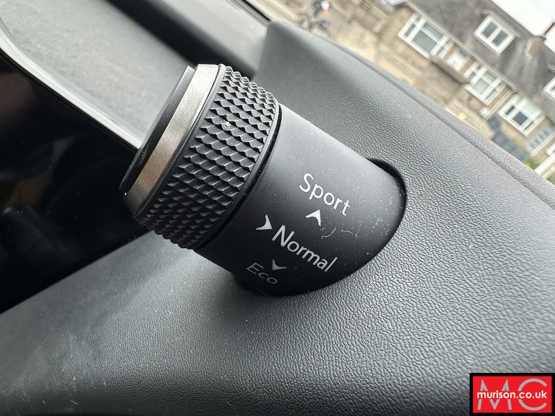 Lexus 2.0 250h F Sport Design SUV 5dr Petrol Hybrid E-CVT Euro 6 (s/s) (184 ps)