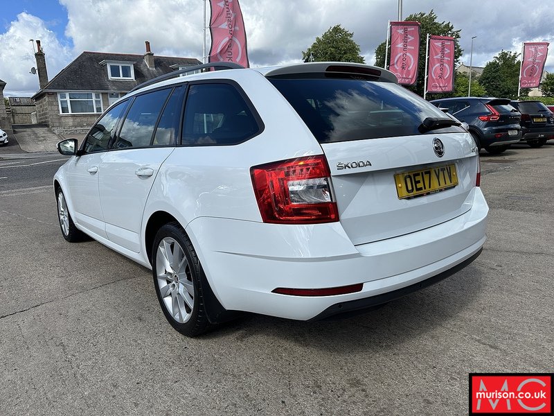 SKODA Octavia SE L Estate 1.4 Manual Petrol