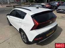 Hyundai BAYON T-GDi MHEV Premium 