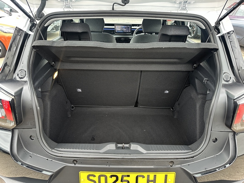 Citroen 1.2 Turbo PLUS Hatchback 5dr Petrol Manual Euro 6 (s/s) (100 ps)