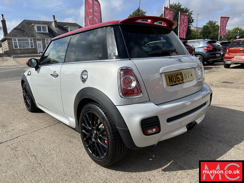 MINI 1.6 John Cooper Works Hatchback 3dr Petrol Manual Euro 5 (s/s) (211 ps)