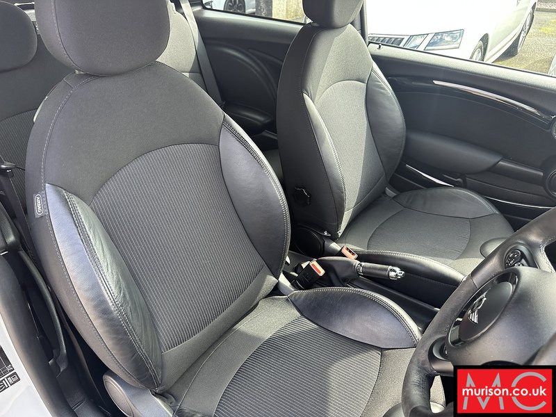 MINI 1.6 John Cooper Works Hatchback 3dr Petrol Manual Euro 5 (s/s) (211 ps)