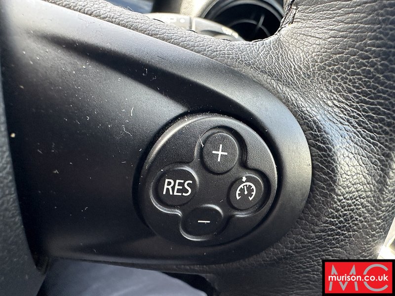 MINI 1.6 John Cooper Works Hatchback 3dr Petrol Manual Euro 5 (s/s) (211 ps)