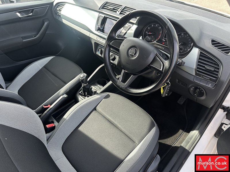 Skoda 1.2 TSI SE Hatchback 5dr Petrol Manual Euro 6 (s/s) (90 ps)