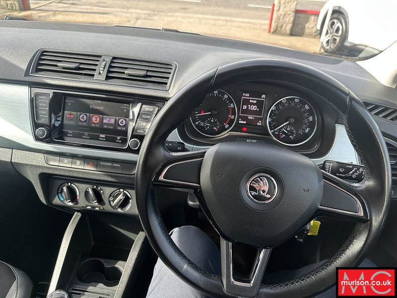 Skoda 1.2 TSI SE Hatchback 5dr Petrol Manual Euro 6 (s/s) (90 ps)